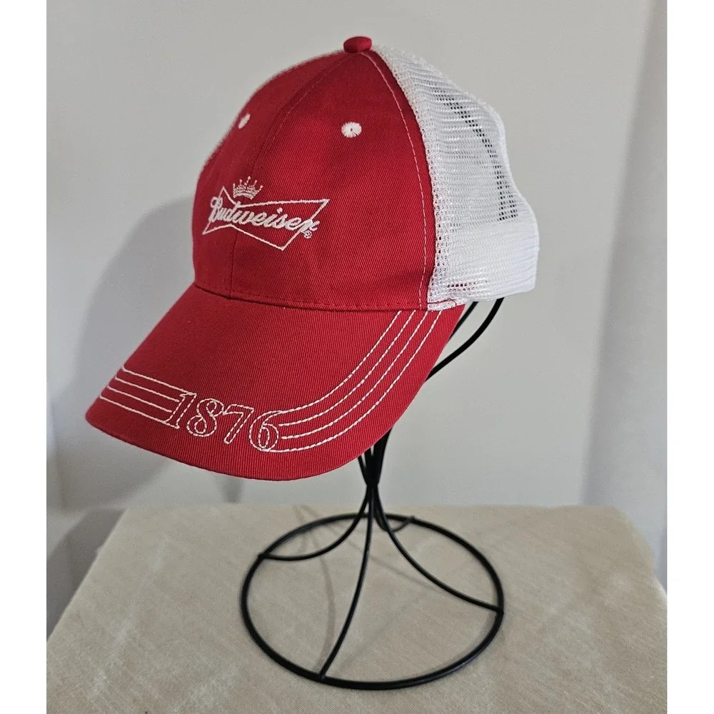 Budweiser red white